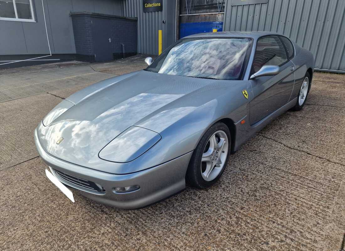 ferrari 456 m gt/m gta preparándose para el desmantelamiento en eurospares