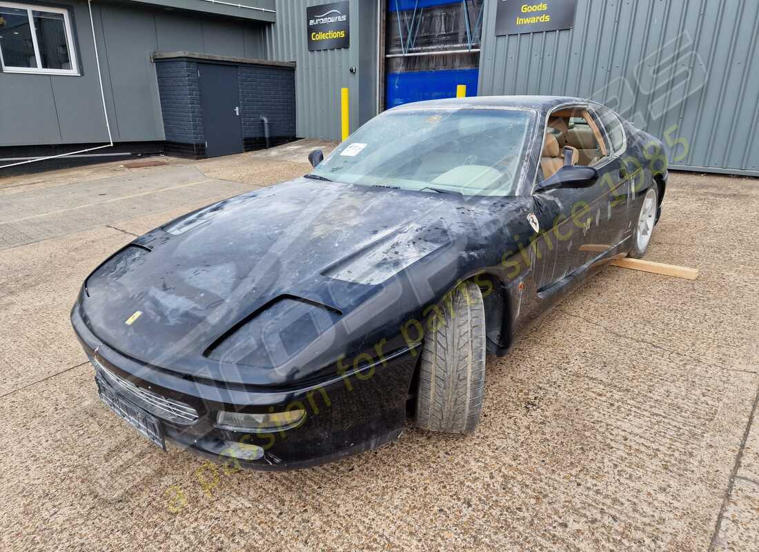 ferrari 456 gt/gta preparándose para el desmantelamiento en eurospares
