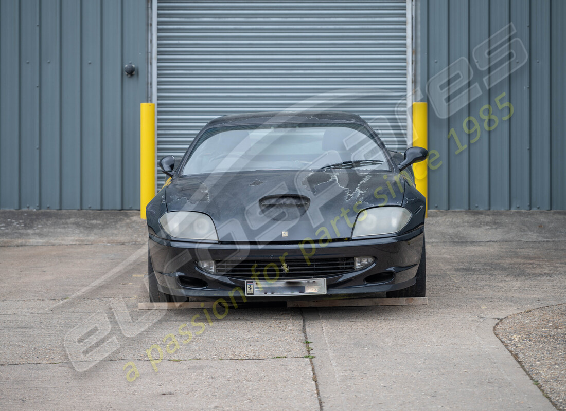 ferrari 550 maranello con 122523, preparándose para desmantelar #8