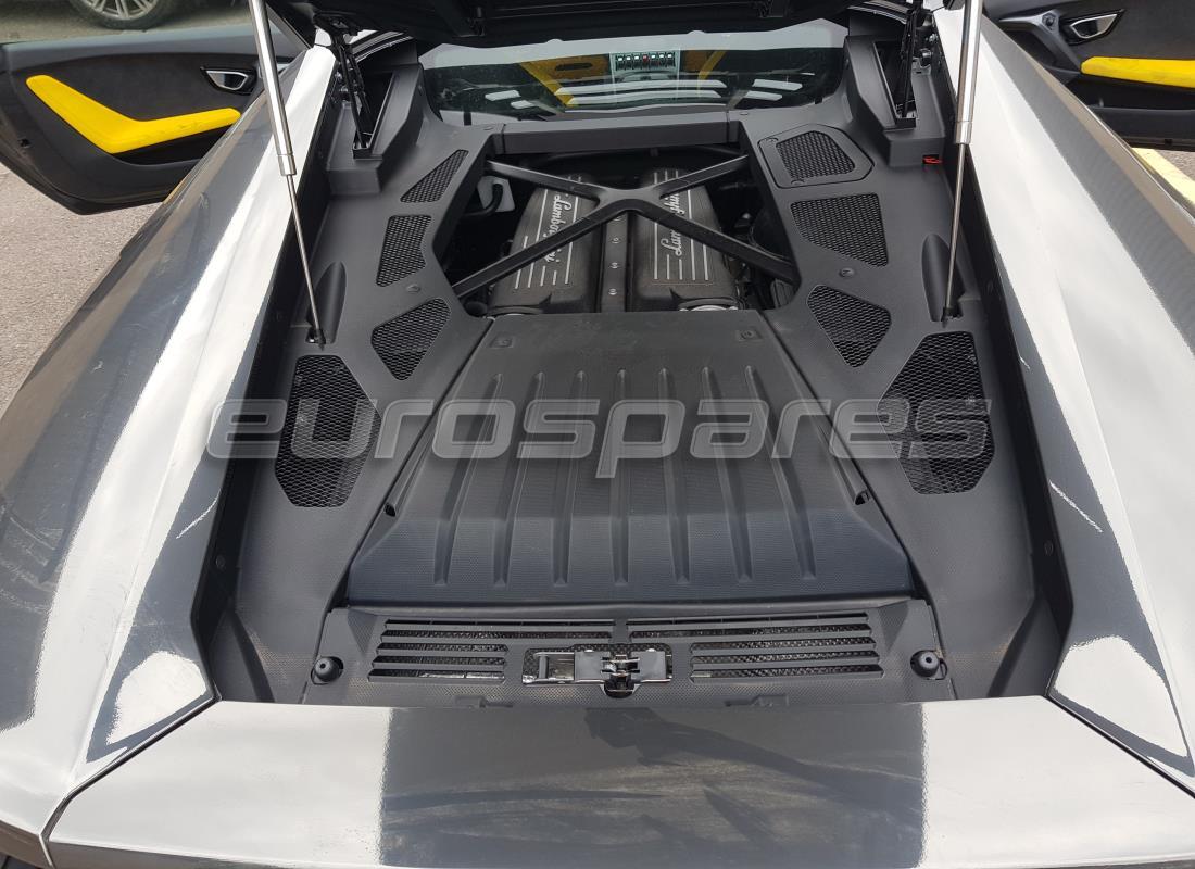 lamborghini 2016 (lp610-4 coupe) con 5,804 miles, preparándose para desmantelar #10
