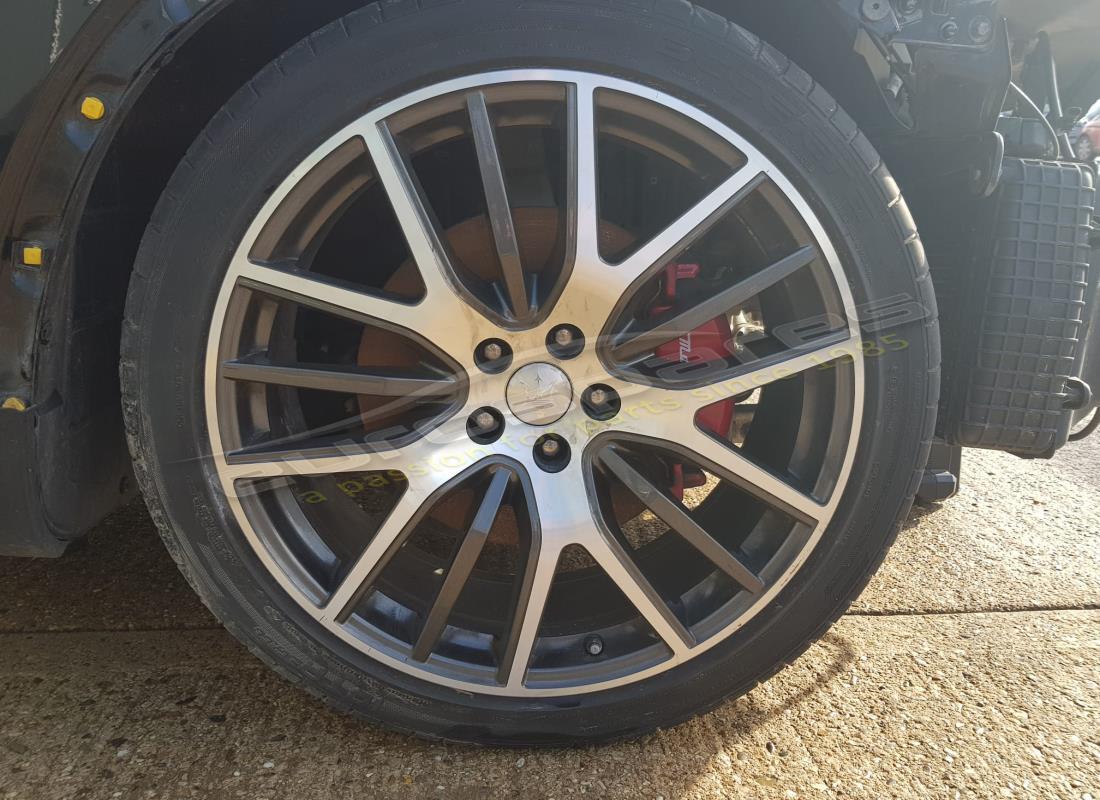maserati levante (2017) con 39,360 miles, preparándose para desmantelar #17