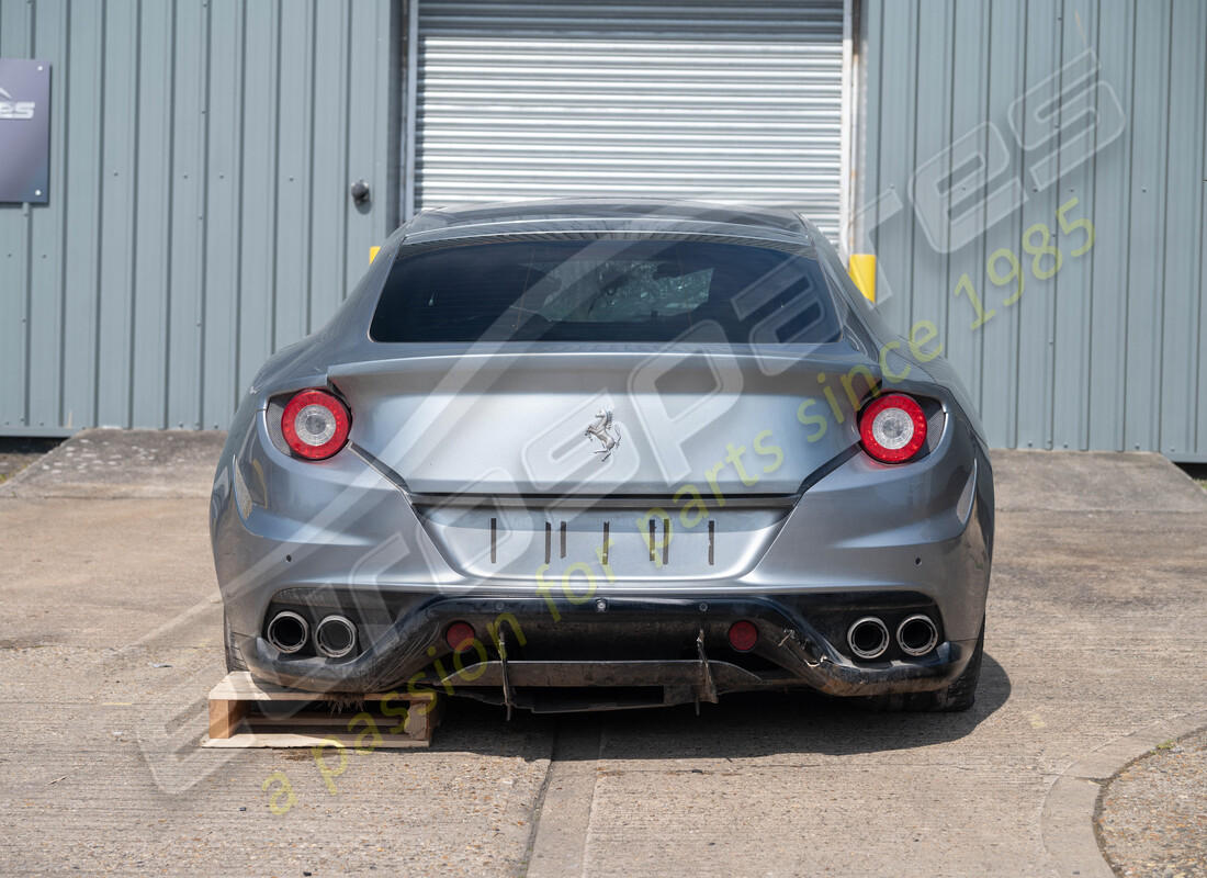ferrari ff (rhd) con 50305, preparándose para desmantelar #4