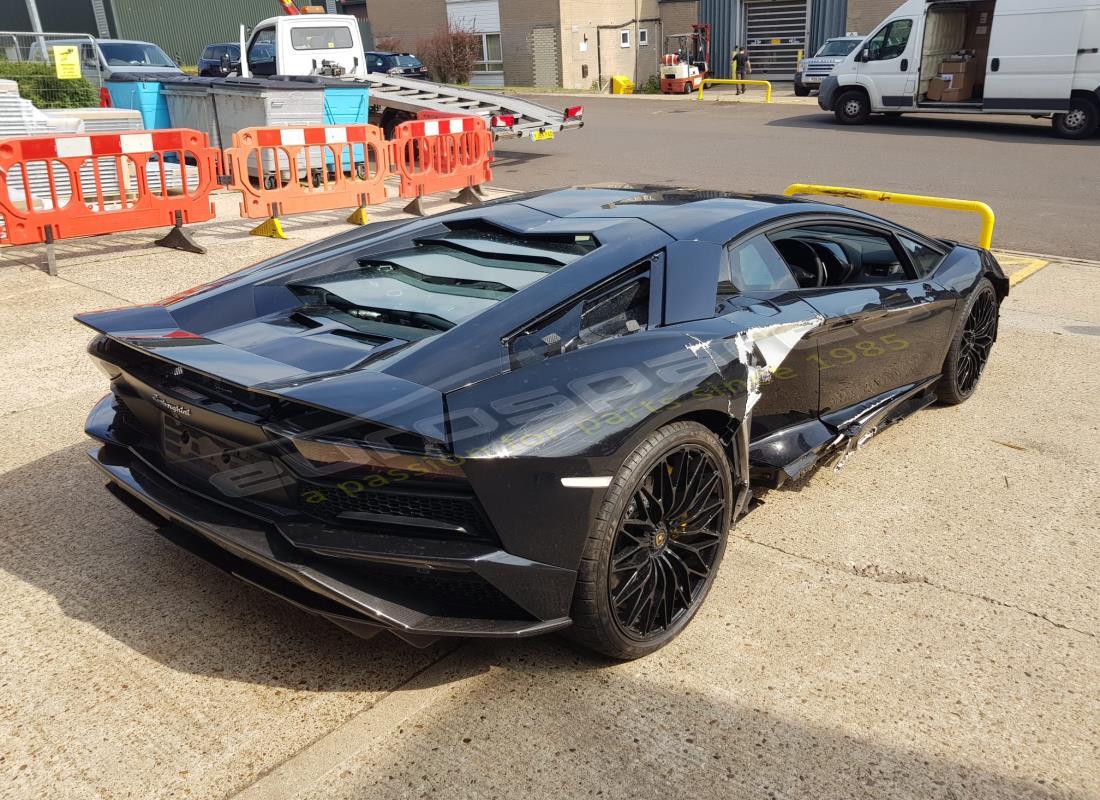 lamborghini lp740-4 s coupe (2018) con 6,254 miles, preparándose para desmantelar #5