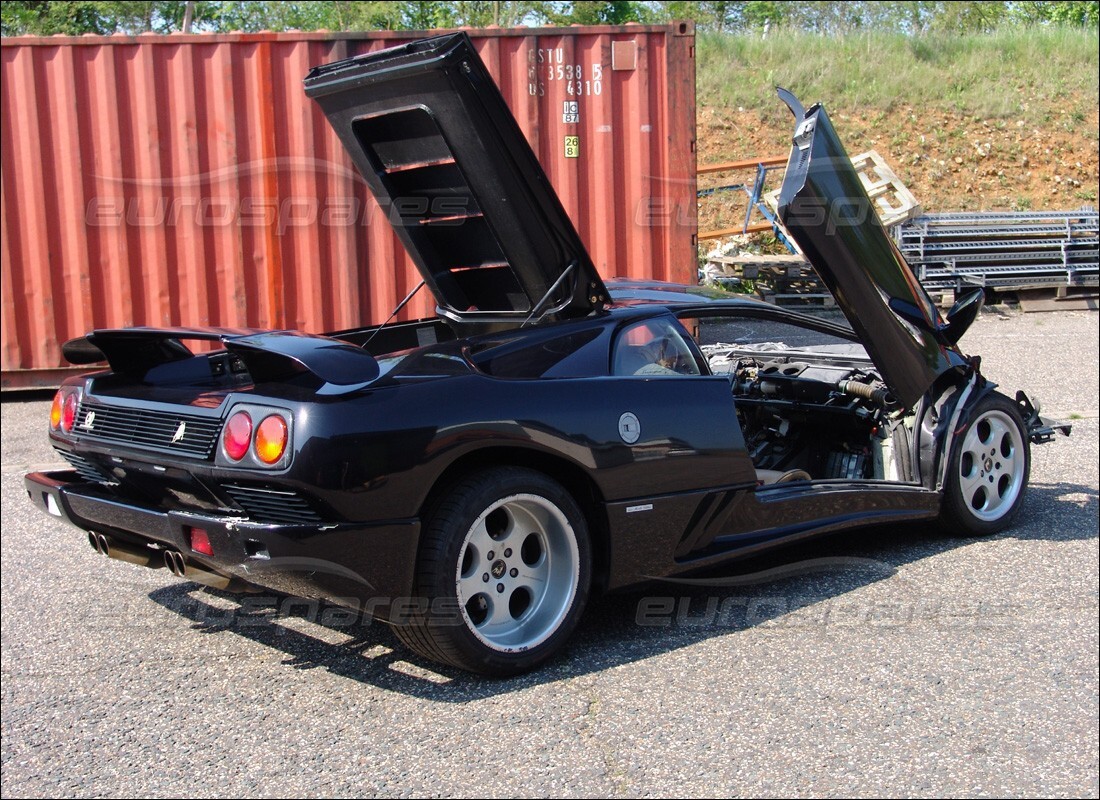 lamborghini diablo se30 (1995) con 28,485 kilómetros, en preparación para desmantelamiento #8