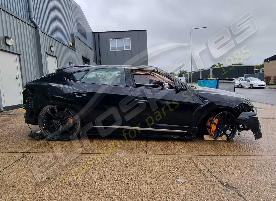 lamborghini urus (2020) con 7,343 miles, preparándose para desmantelar #6