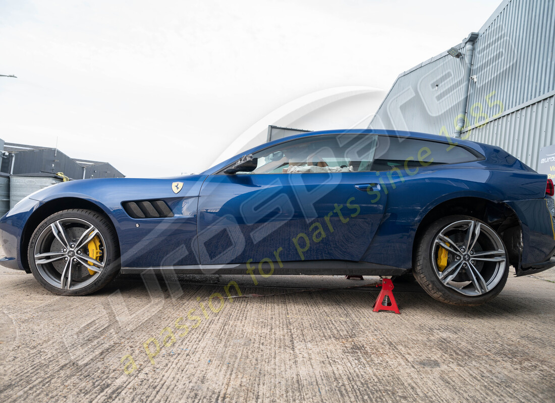 ferrari gtc4 lusso (rhd) con tbc, preparándose para el desmantelamiento #2
