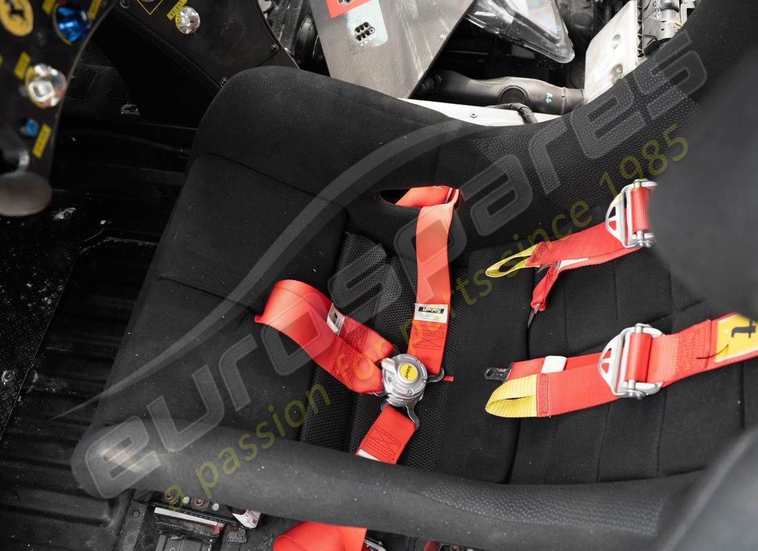 ferrari 488 challenge con 3900km, preparándose para desmantelar #13
