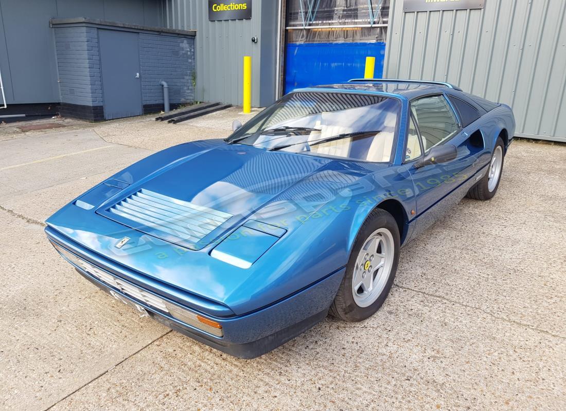 ferrari 328 (1988) preparándose para el desmantelamiento en eurospares