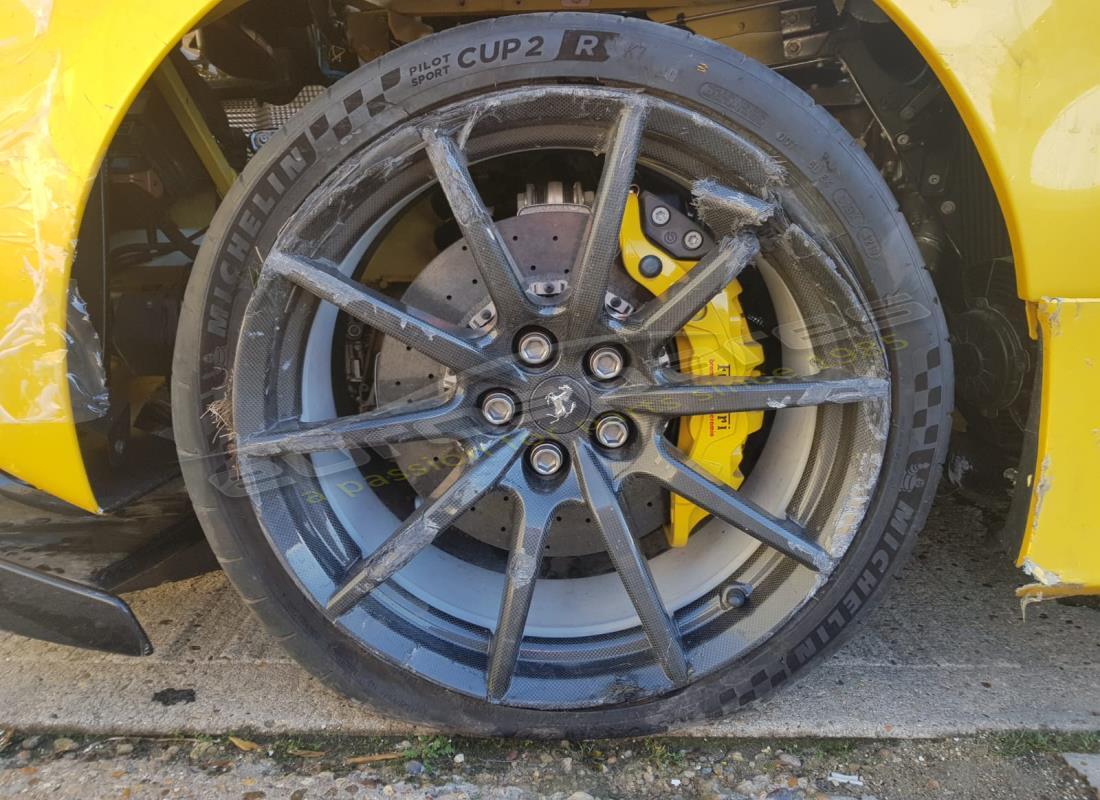 ferrari 488 pista con 482 millas, preparándose para el desmantelamiento #15
