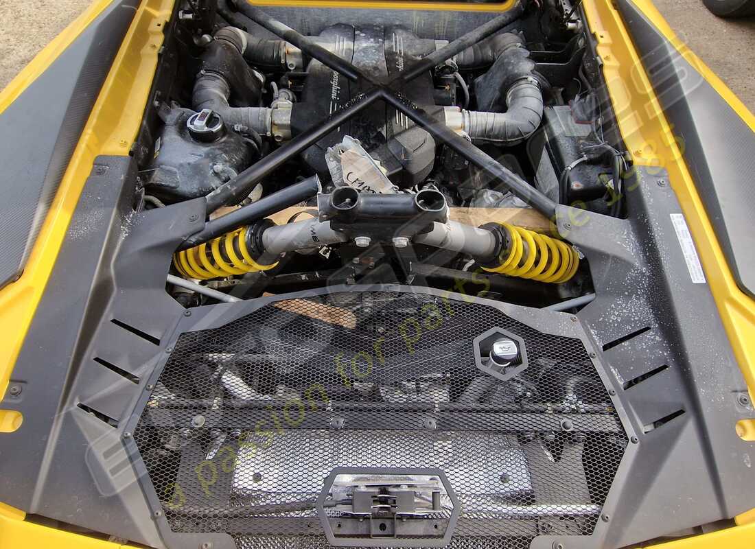 lamborghini lp750-4 sv coupe (2016) con 6,468 miles, preparándose para desmantelar #15