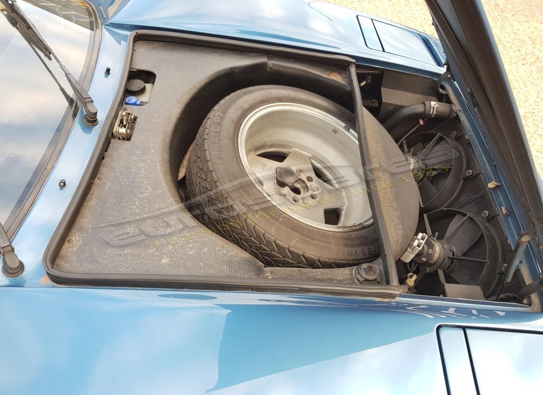 ferrari 328 (1988) con 66,645 miles, preparándose para desmantelar #11