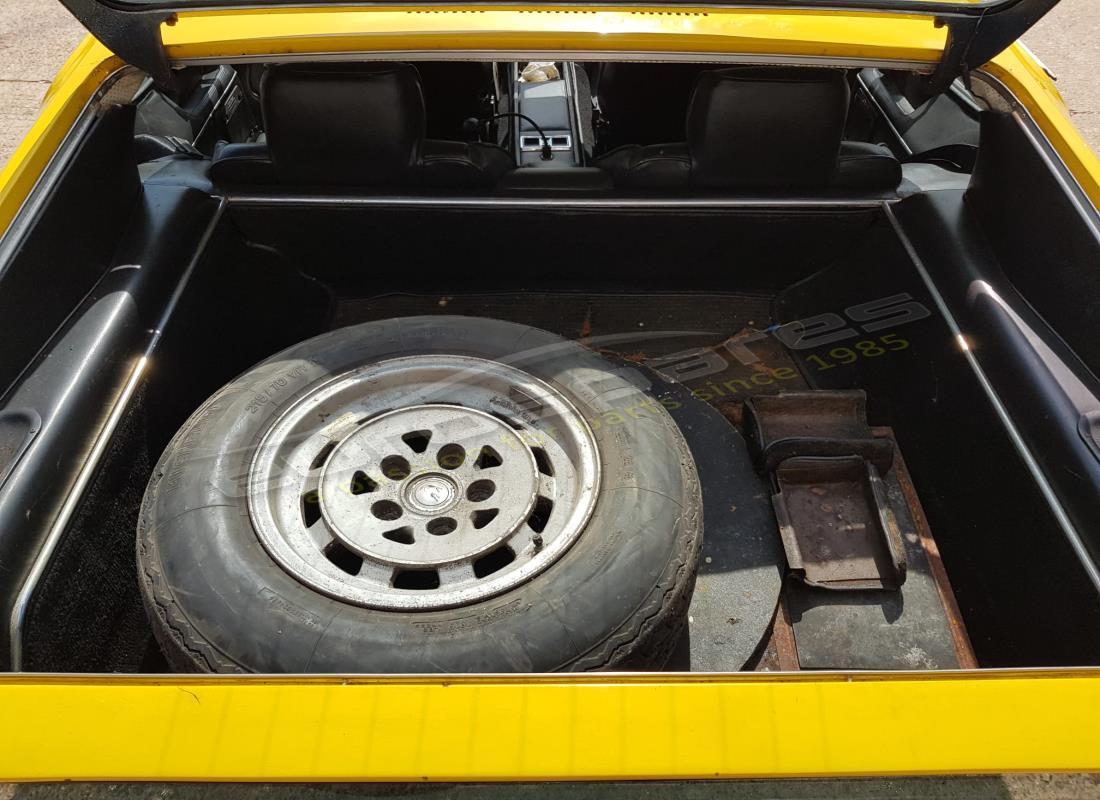lamborghini espada con 63,018 miles, preparándose para desmantelar #16
