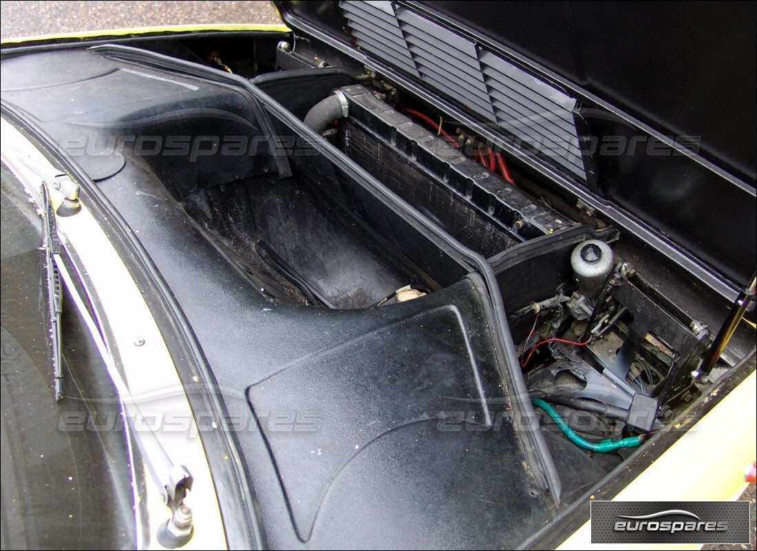 ferrari 308 gt4 dino (1976) con 26,000 miles, preparándose para desmantelar #6