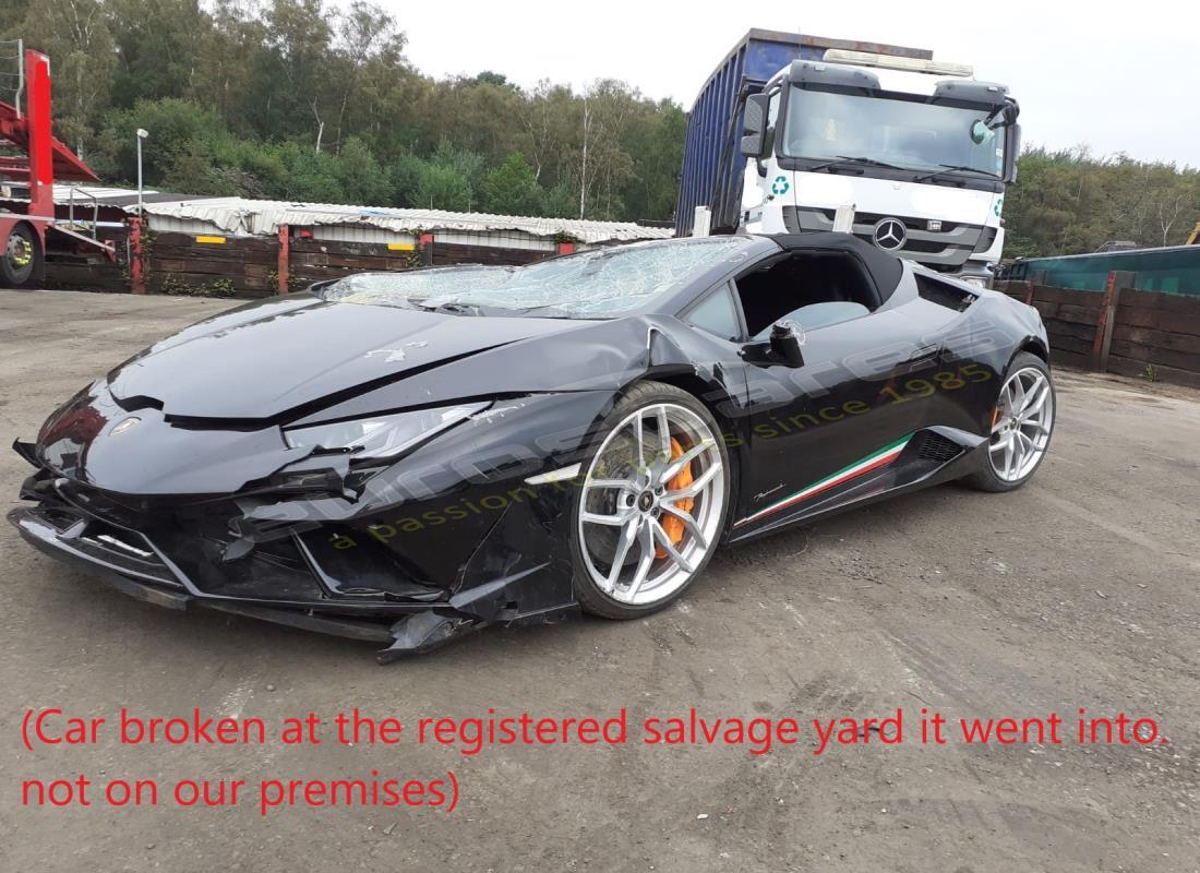 lamborghini performante spyder (2019) preparándose para el desmantelamiento en eurospares