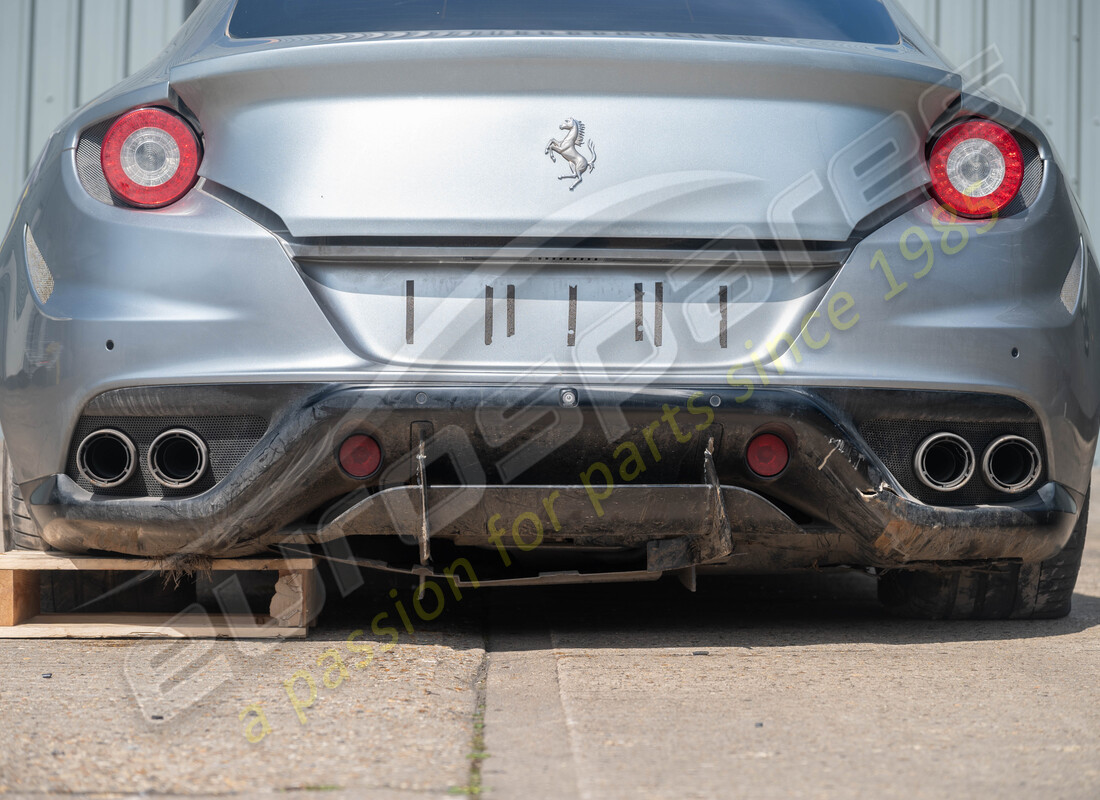 ferrari ff (rhd) con 50305, preparándose para desmantelar #27
