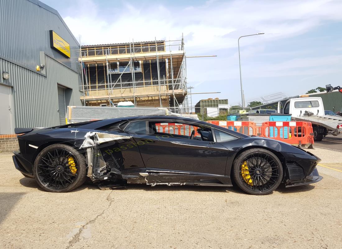 lamborghini lp740-4 s coupe (2018) con 6,254 miles, preparándose para desmantelar #6