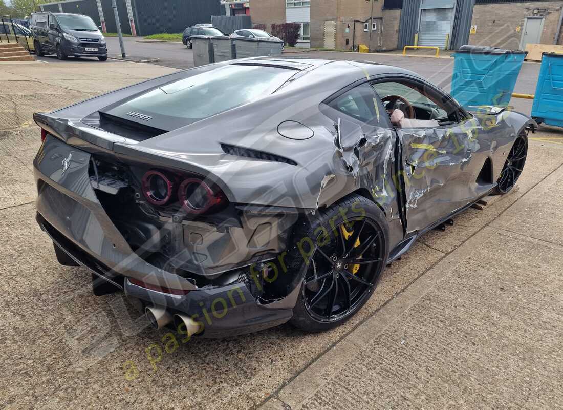 ferrari 812 superfast (rhd) con 4,073 miles, preparándose para desmantelar #5