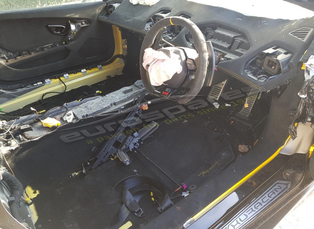 lamborghini 2018 (performante coupe) con 0 millas, preparándose para el desmantelamiento #9