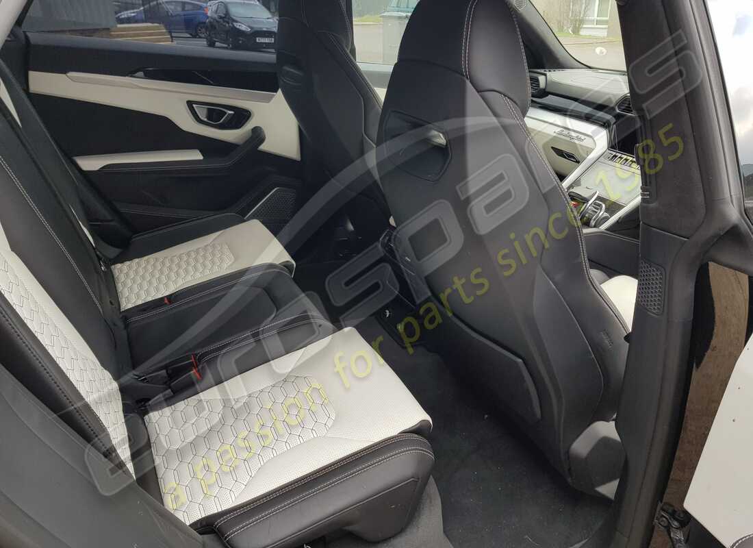 lamborghini urus (2020) con 16,266 miles, preparándose para desmantelar #11