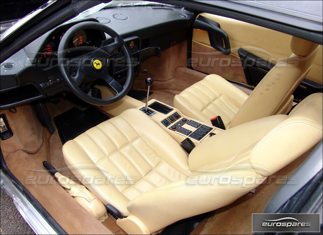 ferrari 328 (1988) con 11,275 kilómetros, en preparación para desmantelamiento #8