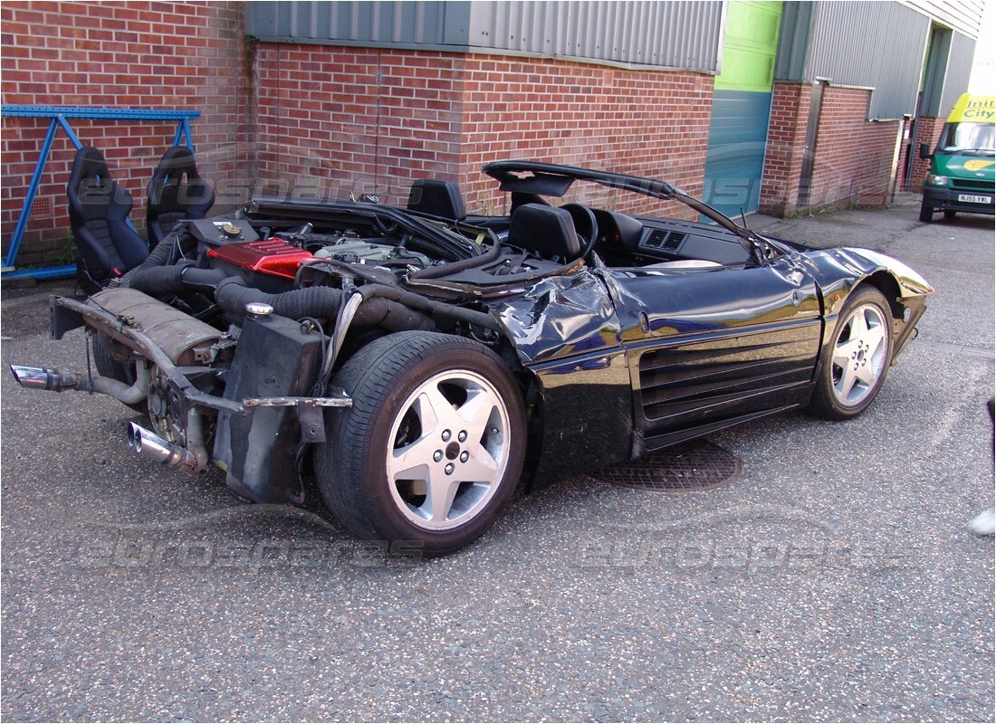 ferrari 348 (1993) tb / ts con 70,473 kilómetros, en preparación para desmantelamiento #9