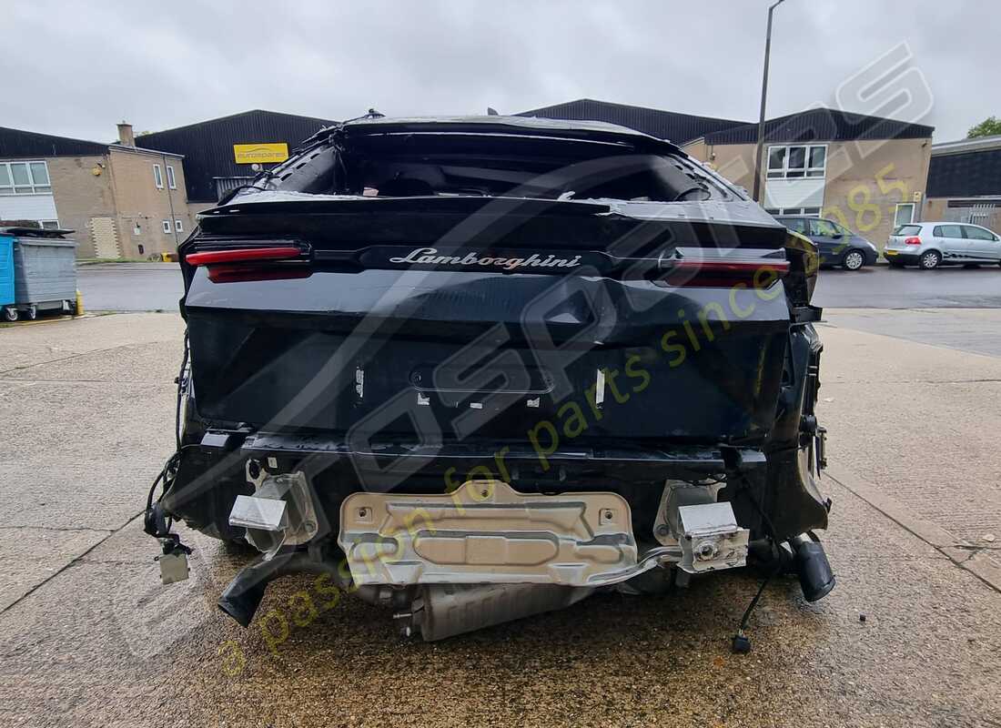 lamborghini urus (2020) con 7,343 miles, preparándose para desmantelar #4