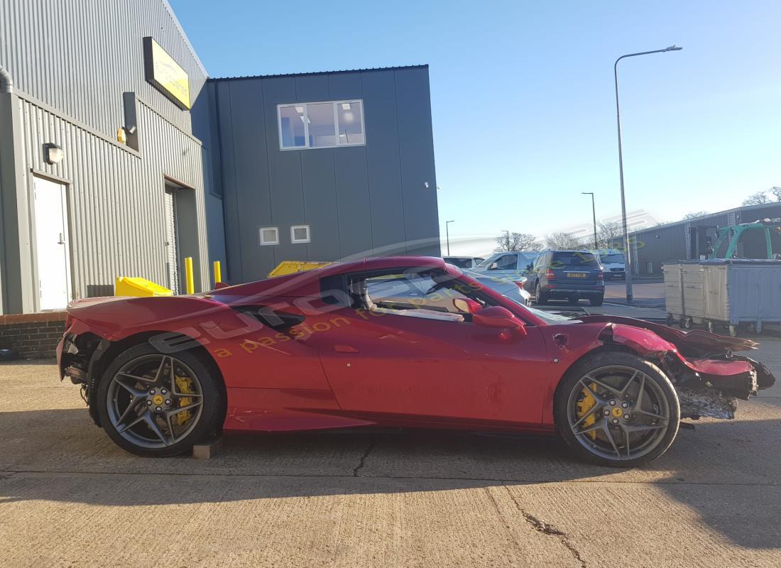 ferrari f8 spider con 940 millas, preparándose para el desmantelamiento #6