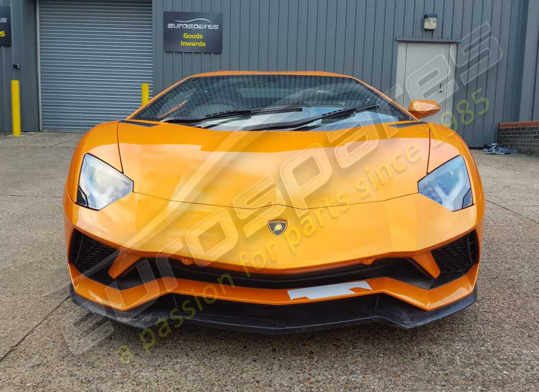 lamborghini lp740-4 s coupe (2018) con 11,442 miles, preparándose para desmantelar #8