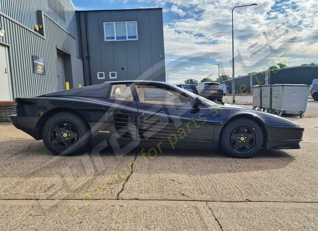 ferrari testarossa (1990) con 35,976 miles, preparándose para desmantelar #6