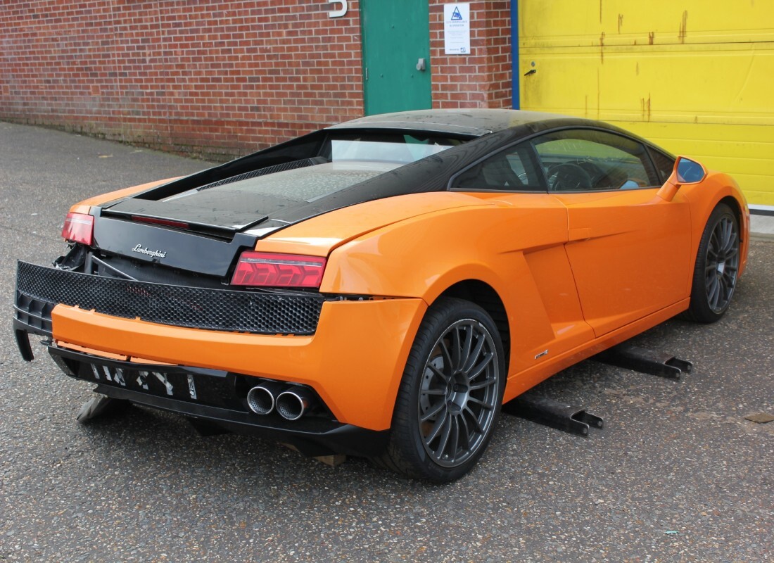 lamborghini lp560-4 coupe (2011) con 15,249 miles, preparándose para desmantelar #4