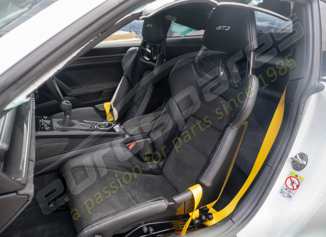 porsche 2023 (992-1 gt3/rs/st) con 3191 millas, preparándose para el desmantelamiento #11