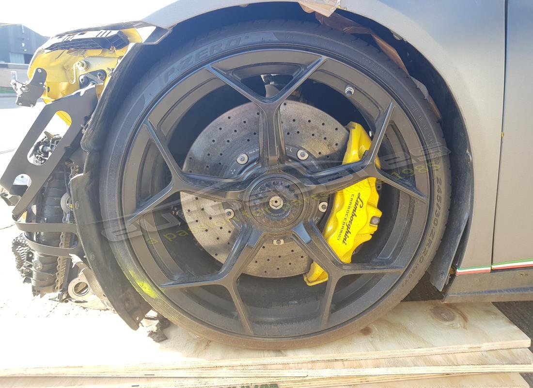 lamborghini performante coupe (2018) con 0 millas, preparándose para el desmantelamiento #17