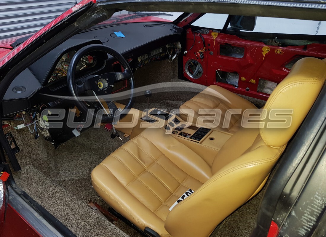 ferrari 328 (1988) con 29,660 kilómetros, en preparación para desmantelamiento #9