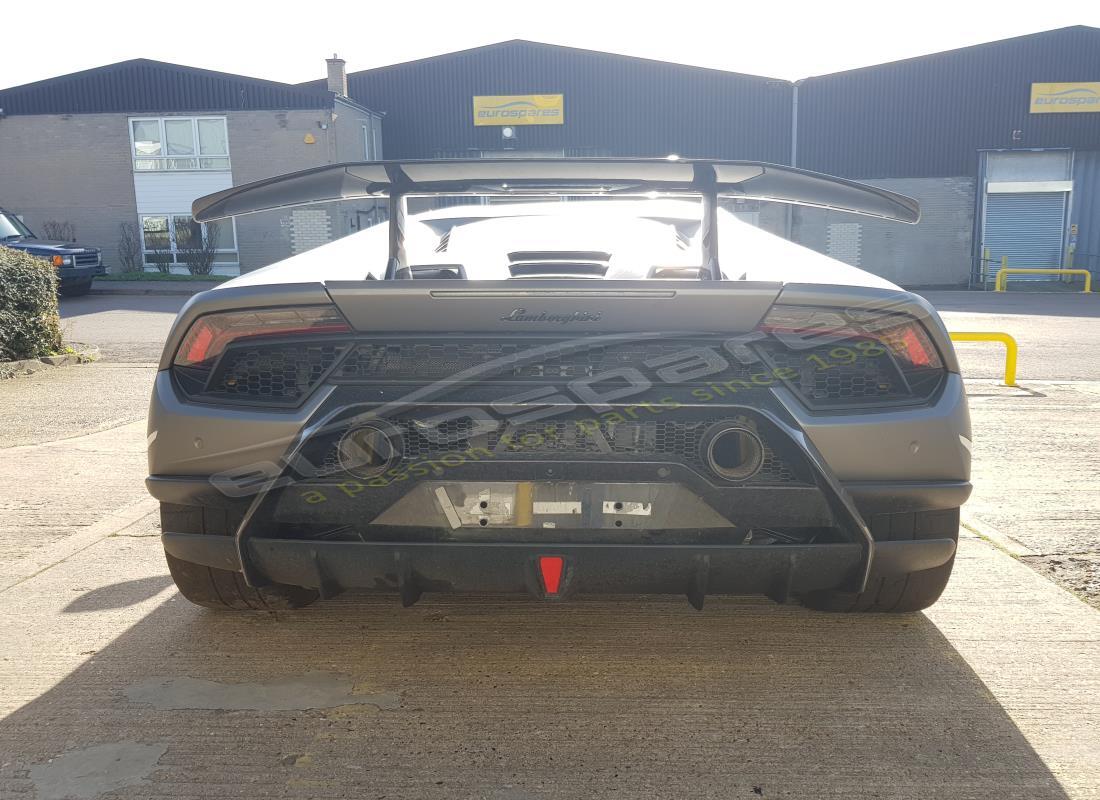 lamborghini performante coupe (2018) con 0 millas, preparándose para el desmantelamiento #4
