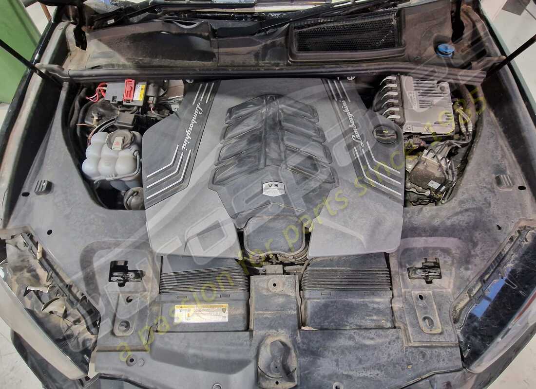 lamborghini urus (2020) con 7,343 miles, preparándose para desmantelar #13