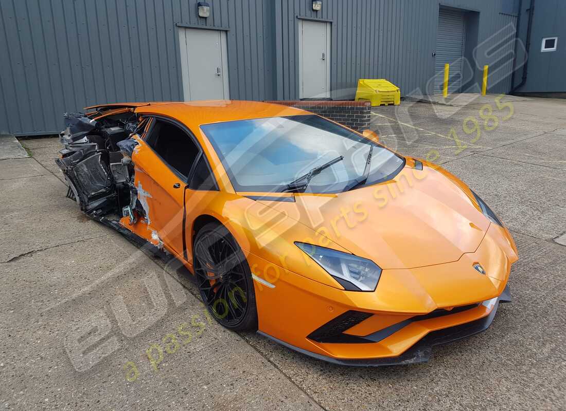 lamborghini lp740-4 s coupe (2018) con 11,442 miles, preparándose para desmantelar #7