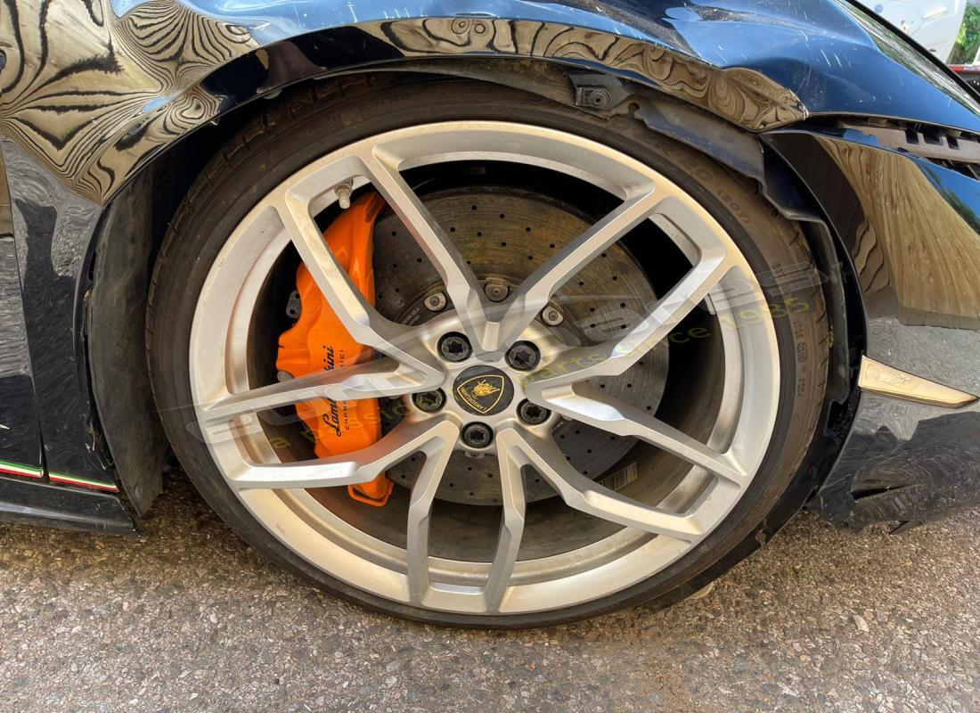 lamborghini performante spyder (2019) con 1,589 miles, preparándose para desmantelar #13