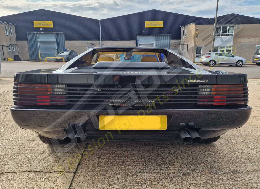 ferrari testarossa (1990) con 35,976 miles, preparándose para desmantelar #4