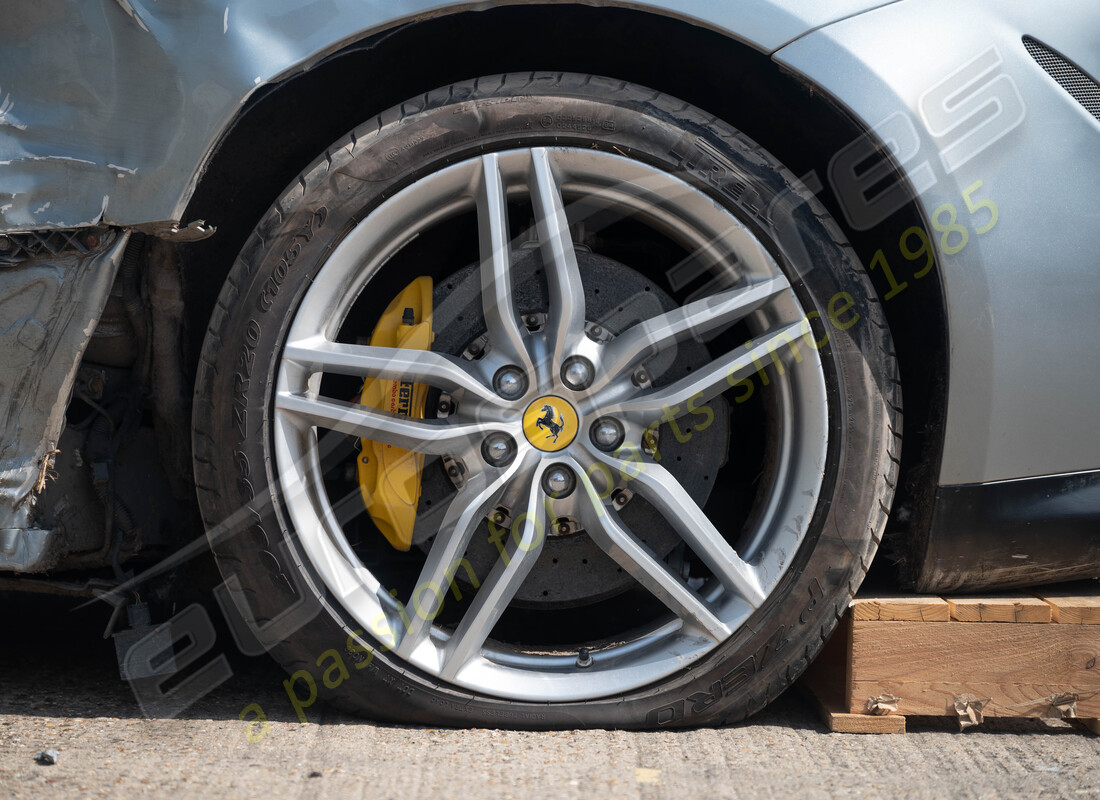 ferrari ff (rhd) con 50305, preparándose para desmantelar #29