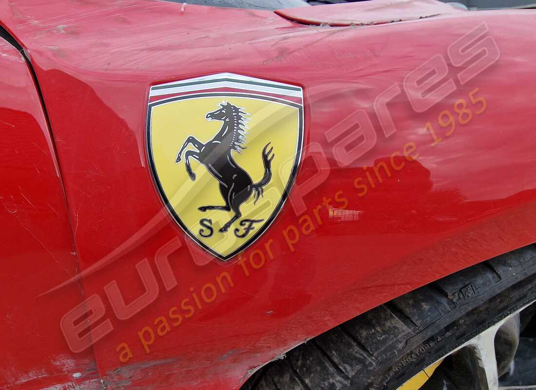 ferrari 296 gts con 2525 millas, preparándose para el desmantelamiento de #22