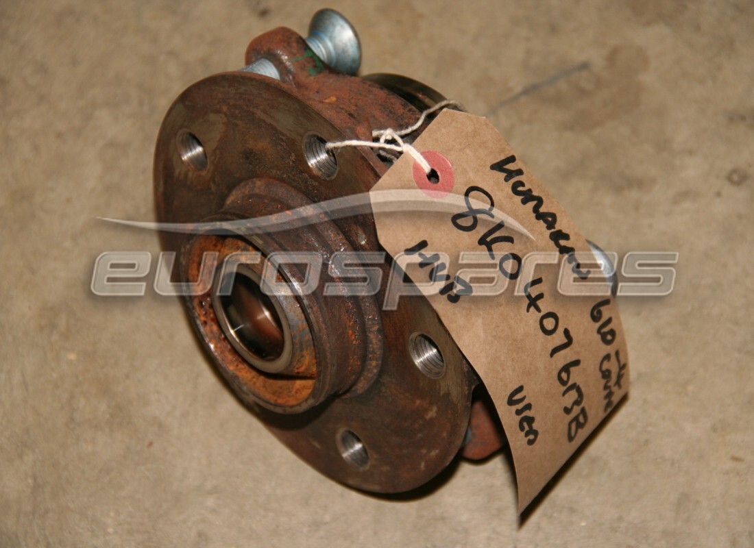 cubo de rueda trasero lamborghini usado. número de parte 8k0407613b (1)