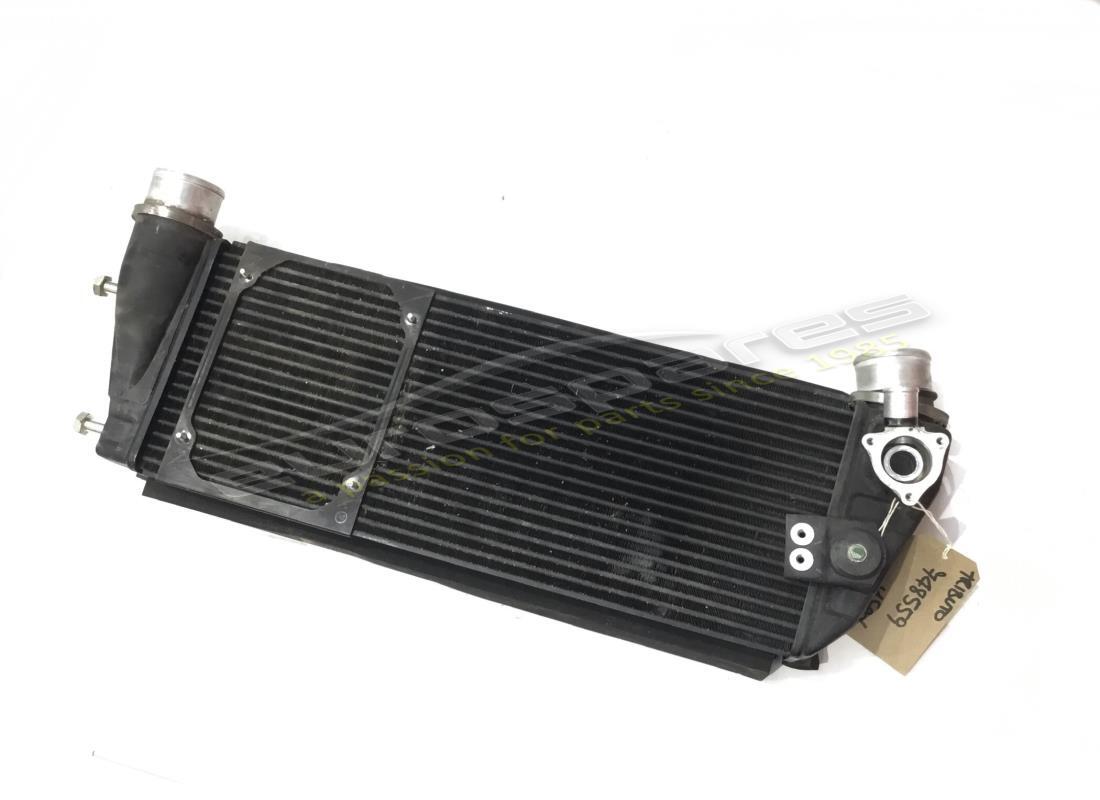 intercooler rh ferrari usado. número de parte 748559 (1)