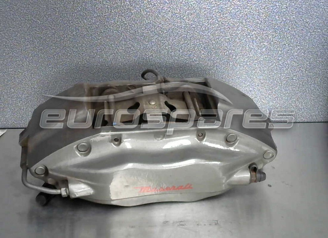 pinza de freno delantera izquierda usada maserati titan. número de pieza 206221 (1)