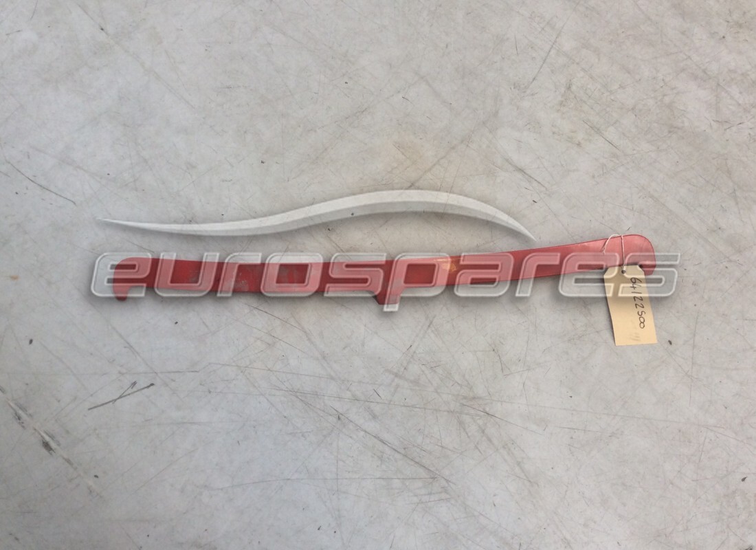 USADO Ferrari PLATO COMPLETO . NÚMERO DE PARTE 64122500 (1)