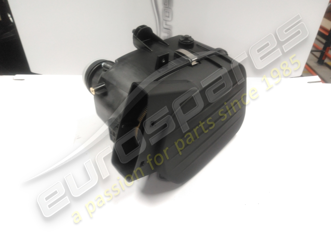 nuevo conjunto de caja de filtro derecho maserati. número de pieza 670038725 (2)