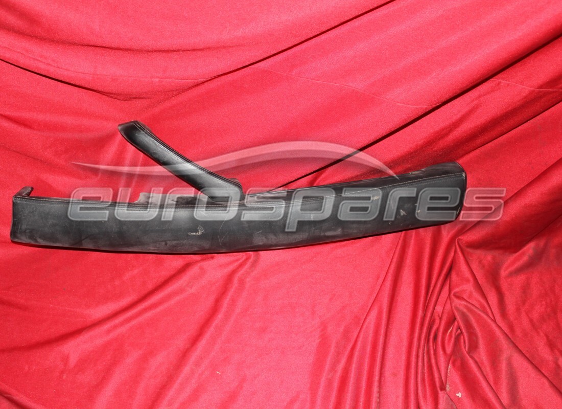 REPOSABRAZOS DERECHO Ferrari USADO. NÚMERO DE PIEZA 630971.. (1)