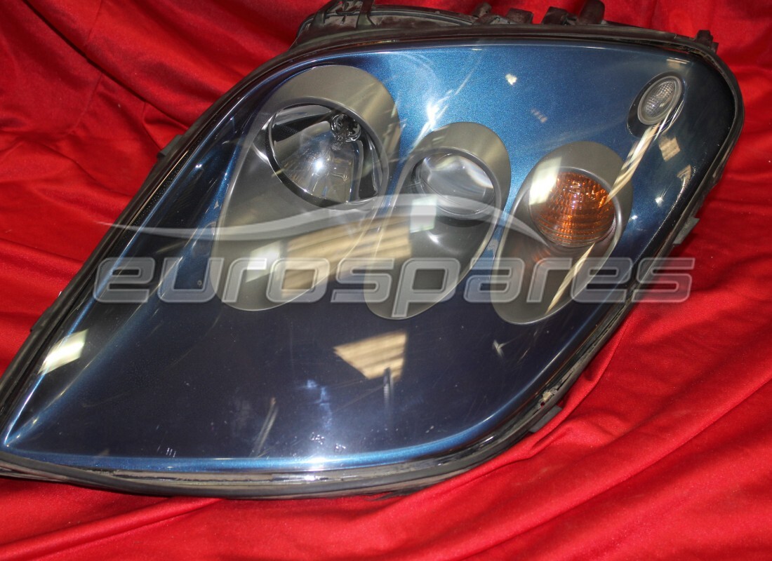 FARO DELANTERO IZQUIERDO Ferrari AZUL NART LHD USADO. NÚMERO DE PARTE 69181779 (1)