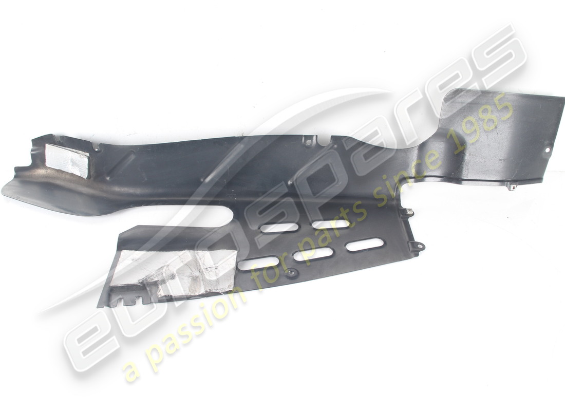 escudo rh ferrari usado. número de parte 66155500 (1)