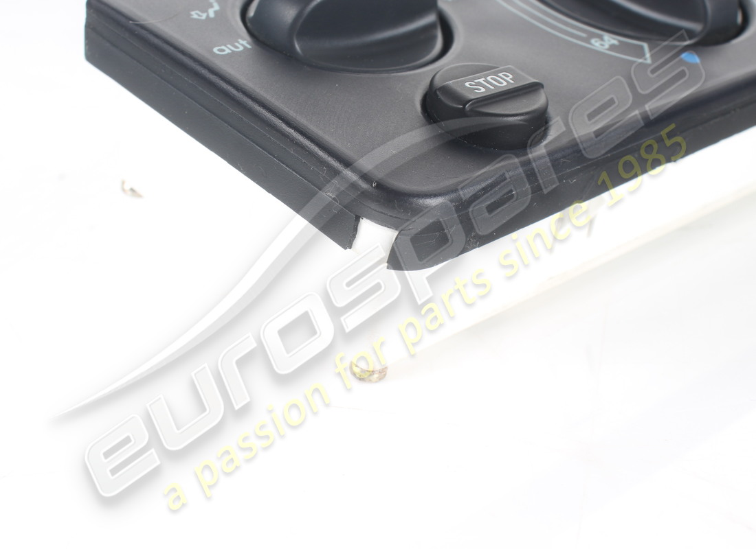 PANEL DE CONTROL DE AIRE ACONDICIONADO USADO FERRARI (FAHRENHEIT). NÚMERO DE PIEZA 65433300 (6) panel de control de aire acondicionado usado ferrari (fahrenheit). número de pieza 65433300 (6)