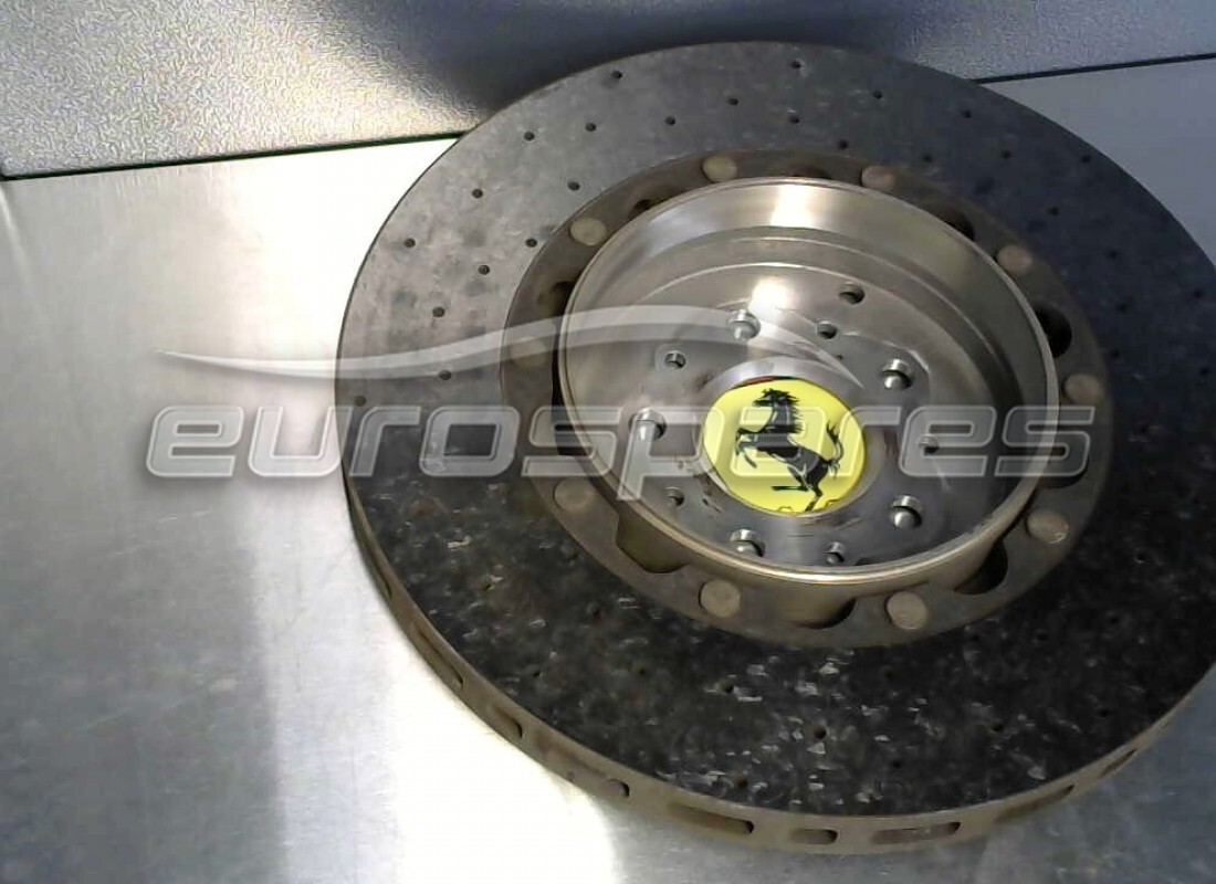 DISCO DE FRENO TRASERO Ferrari USADO. NÚMERO DE PARTE 296904 (1)